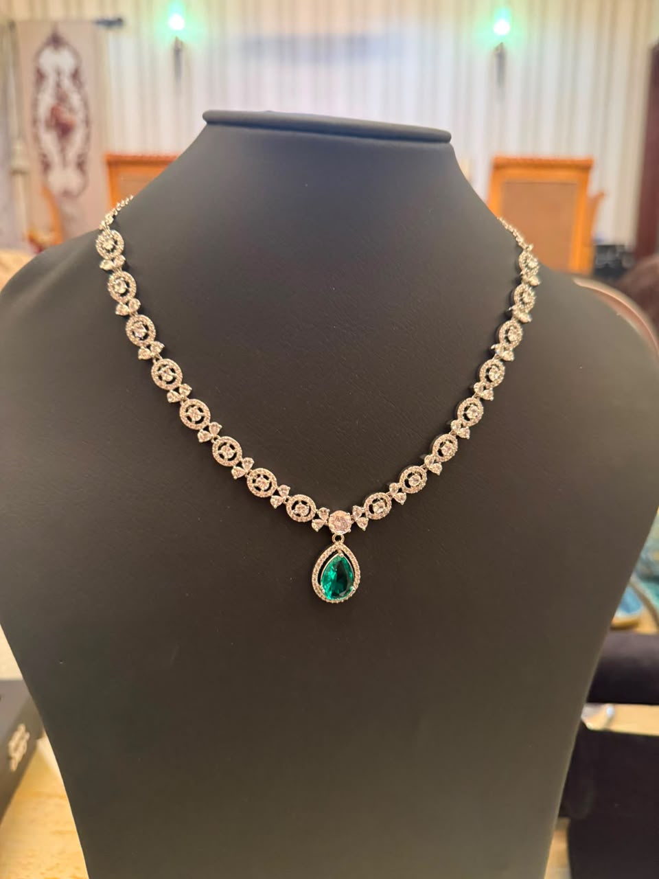 Classic Solitaire Emerald Pendant Chain